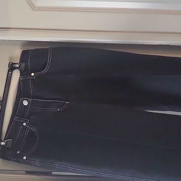 ESCADA💥 NWOT wide leg high waiste jeans with slimming jeans - Picture 3 of 13